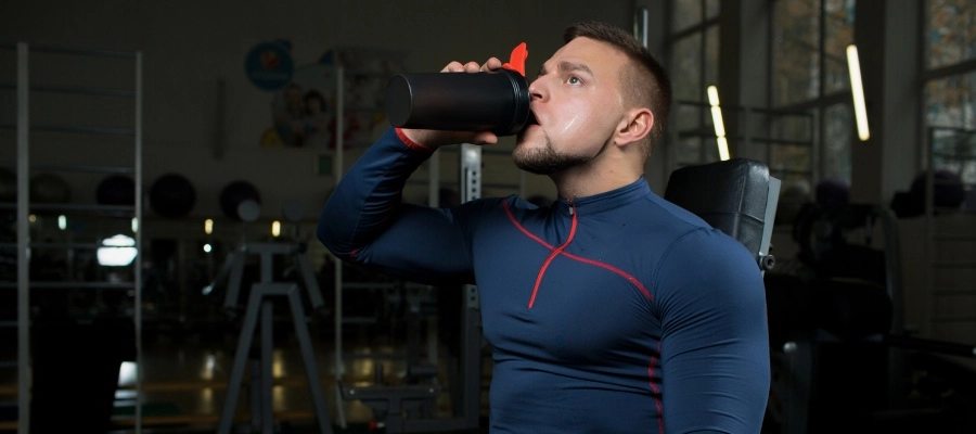 Imagem do post Energético pré-treino é bom? Entenda as vantagens de tomar